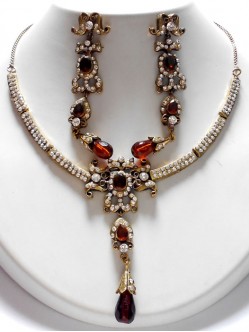 Victorian Jewelry Set